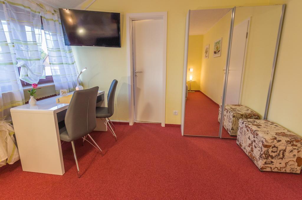 Hotel Rosengarten Schwäbisch Gmünd Exteriör bild