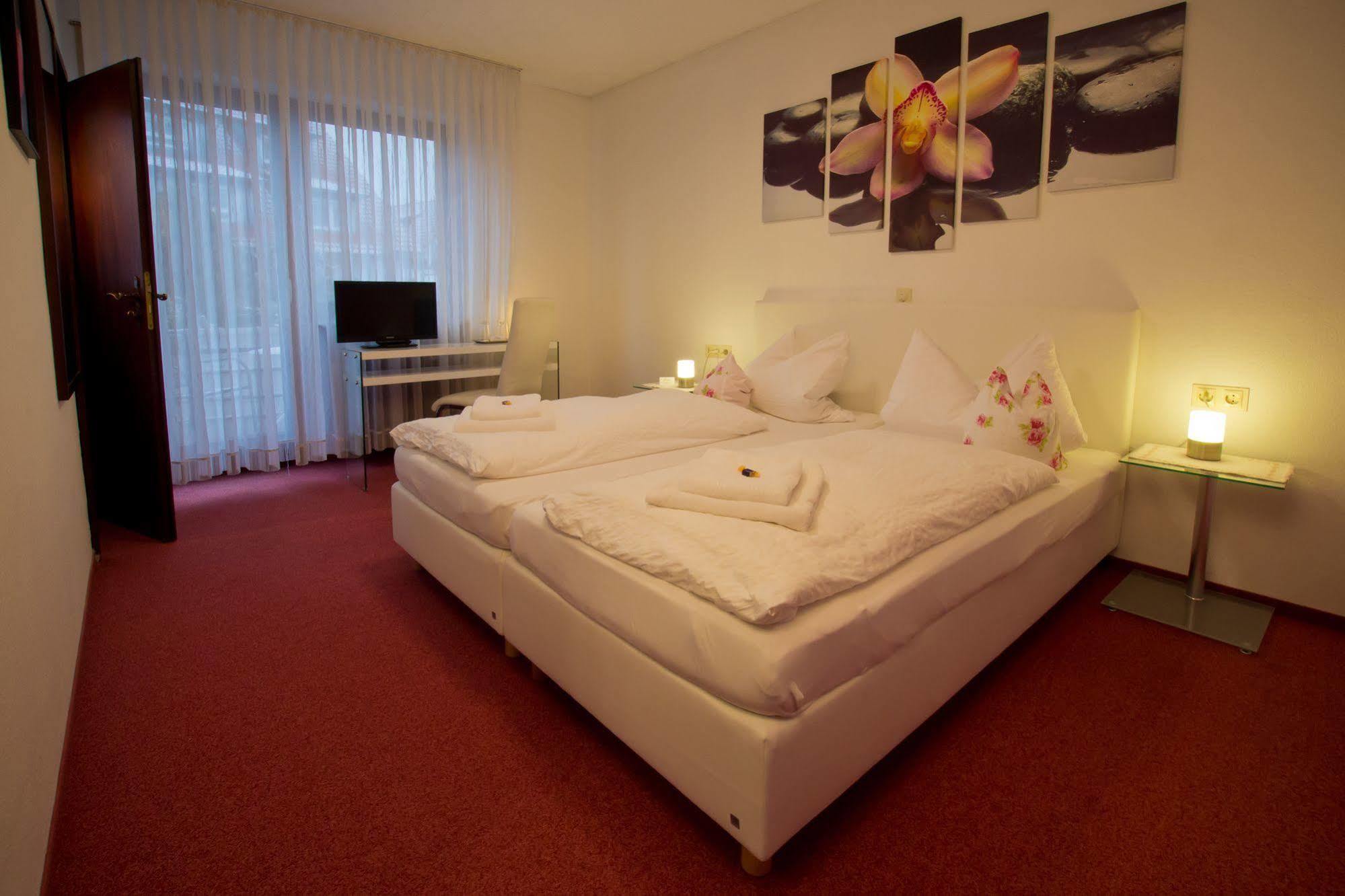 Hotel Rosengarten Schwäbisch Gmünd Exteriör bild